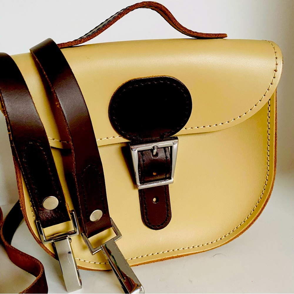 Brit-Stitch Half -Pint Satchel Cream Leather Bag Crossbody NWOT